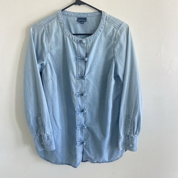 J.Jill Tops - 3/$25 Jill soft Blue denim shirt with‎ knot buttons XS